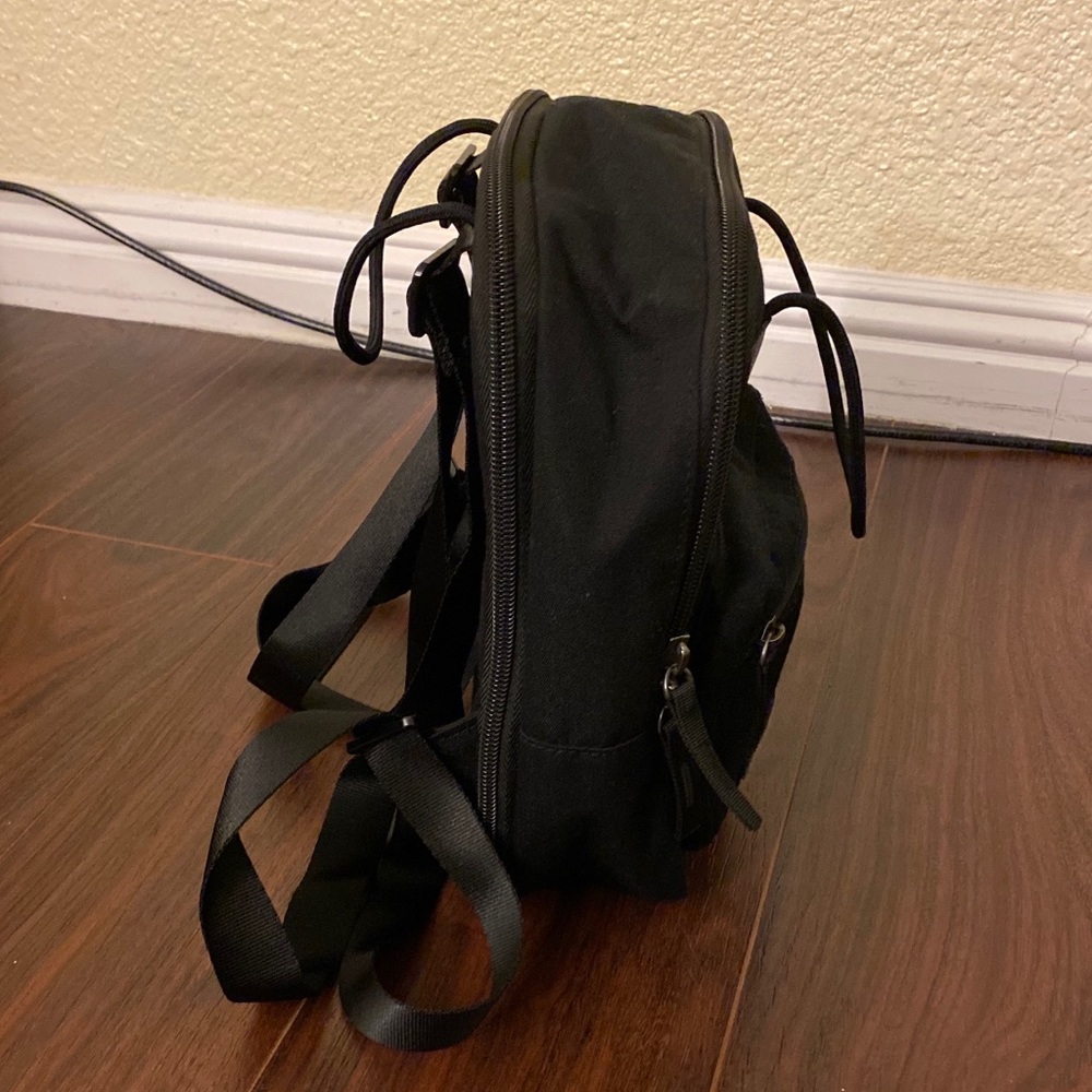 Nike Tanjun Mini Backpack - Picture 4 of 7